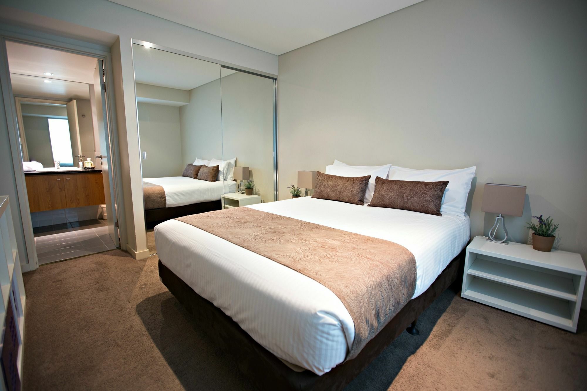 Adelaide Dress Circle Apartments - North Terrace Exterior foto